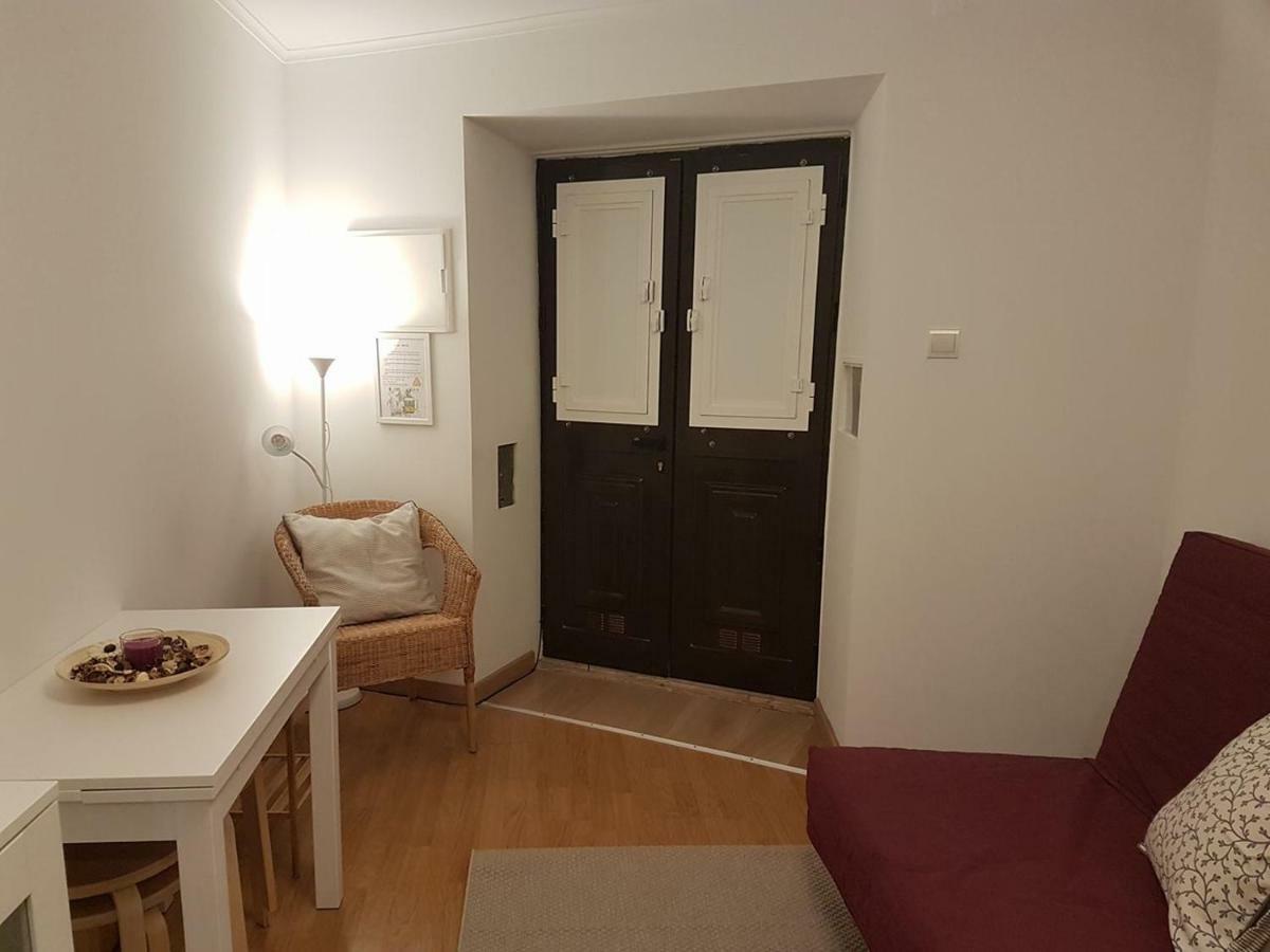 Stay In The Heart Of Alfama! Lisbon Exterior photo